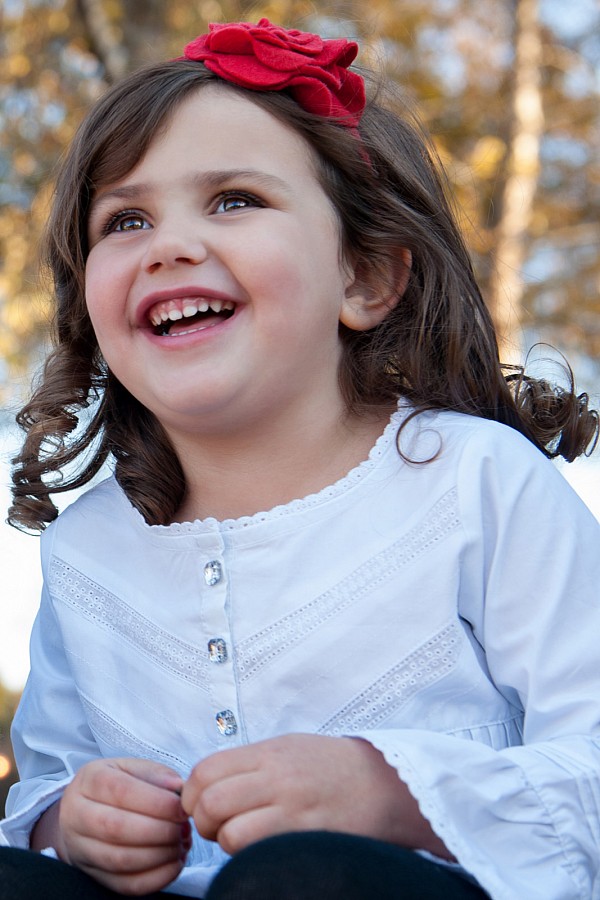 natural-light-child-portrait-photographer-charlotte.jpg young girl family portrait photographer
