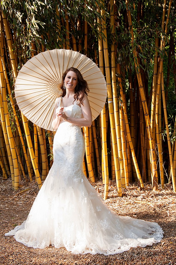 charlotte-botanical-garden-bridal-session.jpg Bridal portrait at Charlotte Botanical Garden in Charlotte NC